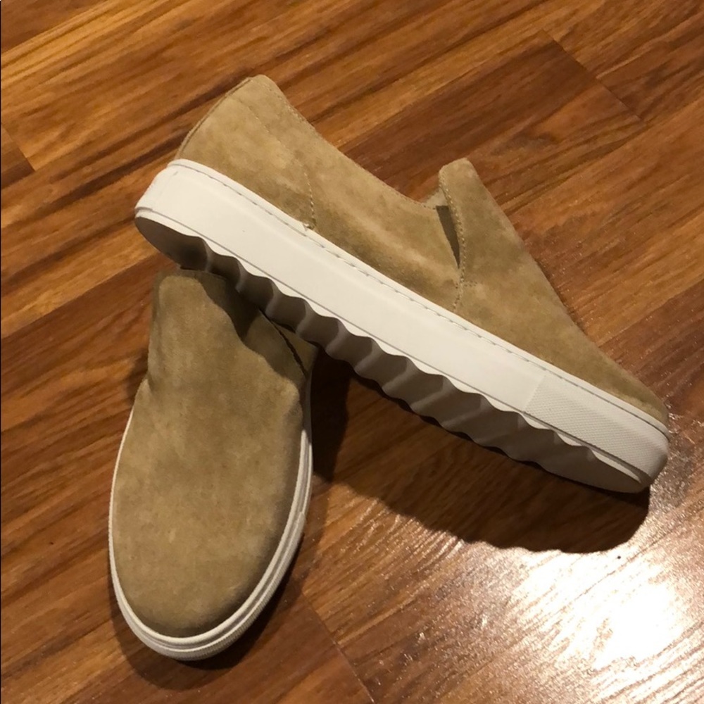 J Slides sneakers worn once !